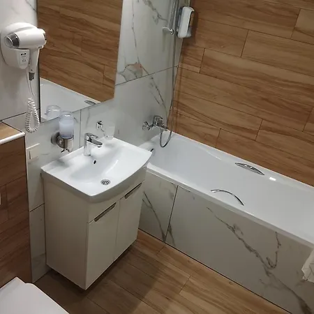 центр! університет Leopoli